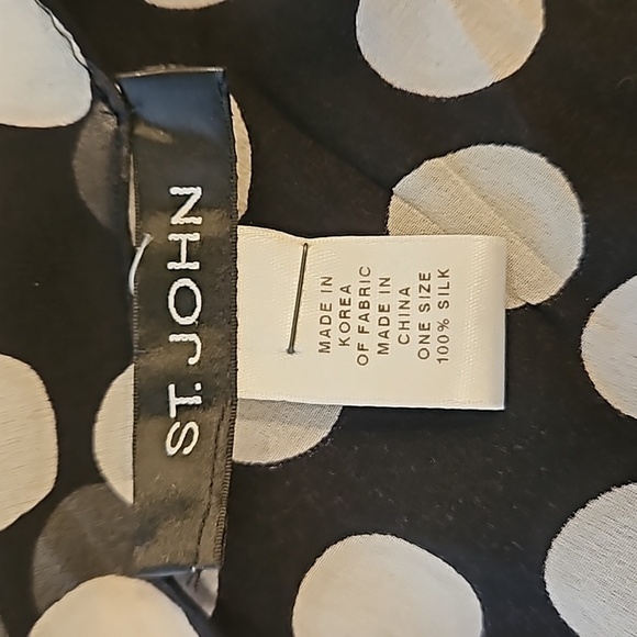 💕ST. JOHN💕 100% Silk Scarf ~ Black & White Polka Dot Print - Picture 6 of 7
